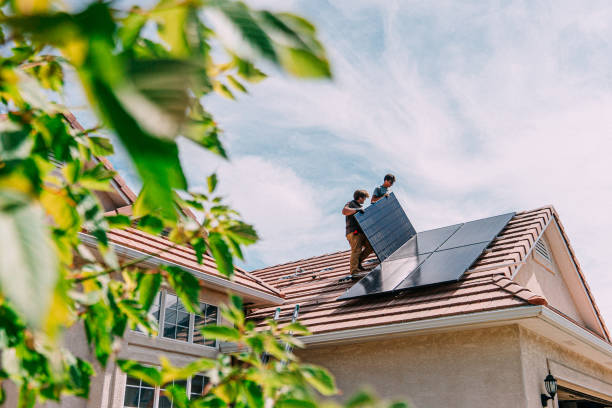 Best Roof Gutter Cleaning  in Huntsville, TN